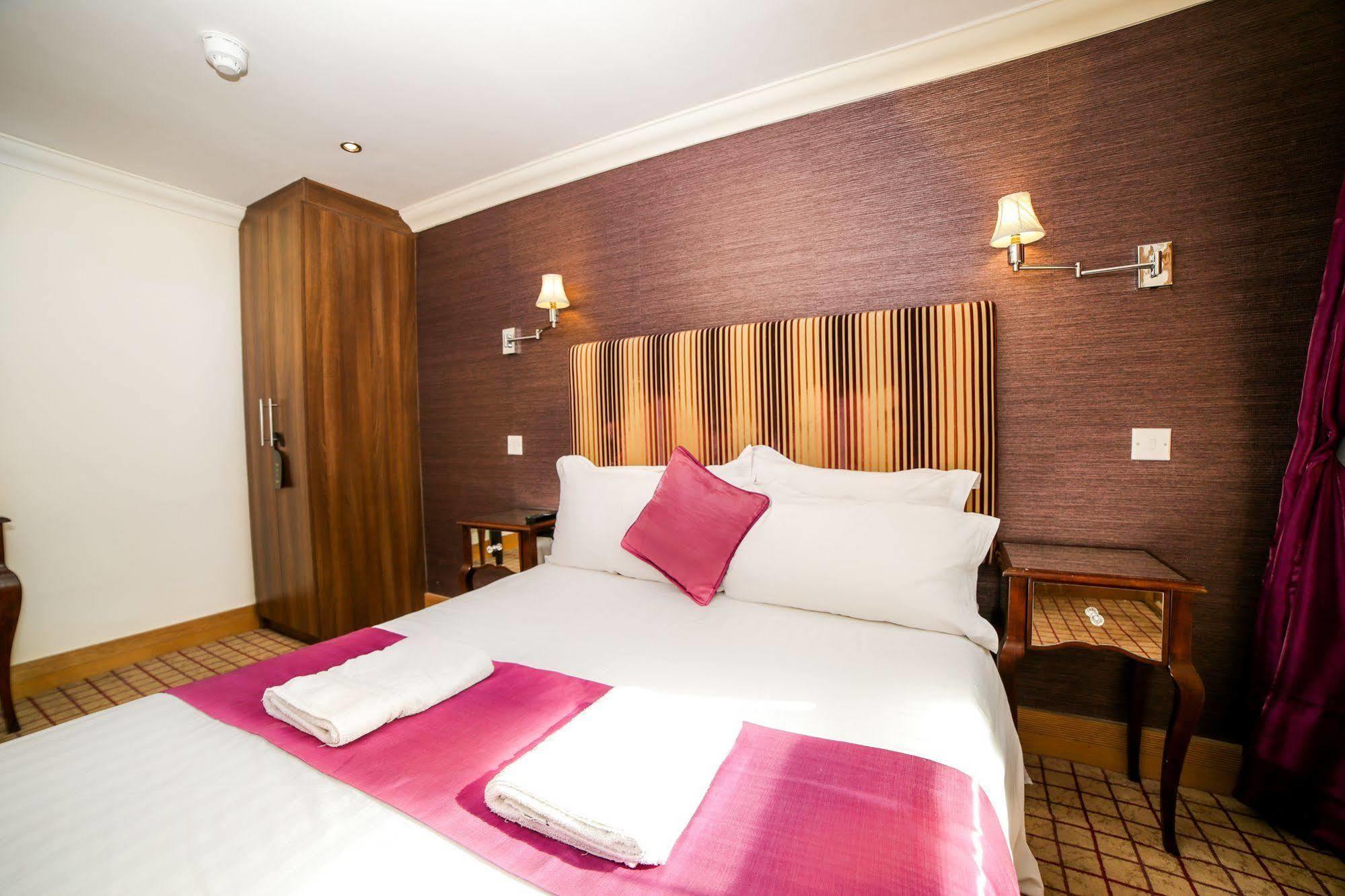 Newcastle Jesmond Hotel Екстер'єр фото